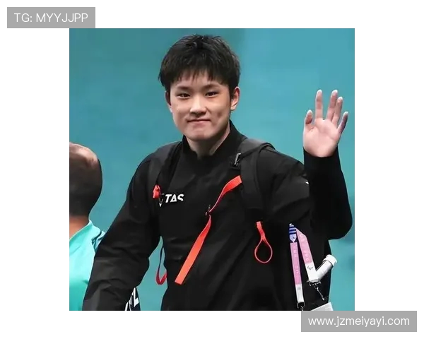 张本智和赛场狂飙四川方言喊爸递衣服 网友笑称:语言系统卡 bug 了!